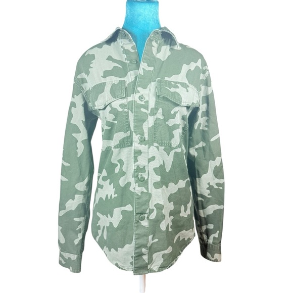 Free People Men’s XS Sage Green Camo Button-Up Denim Shirt - Picture 1 of 13